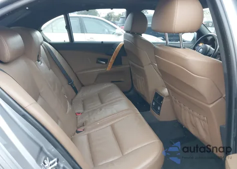 2006 BMW M5 z USA, uszkodzony, nr VIN WBSNB93536B584315